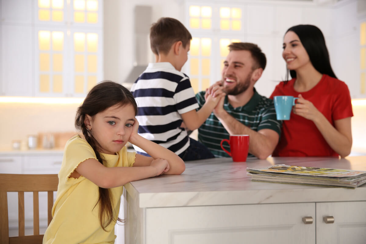 כן, להורים באמת יש ילד 'אהוב'. מחקר מגלה איך לדעת אם זה אתה