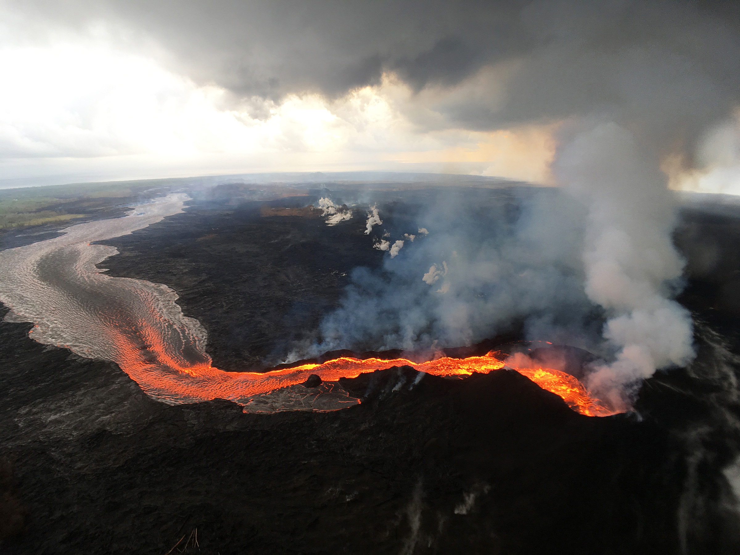 מחקר Kīlauea חסר תקדים בן 120 שנה חושף דפוסים נסתרים מתחת לאי הגדול ביותר בהוואי